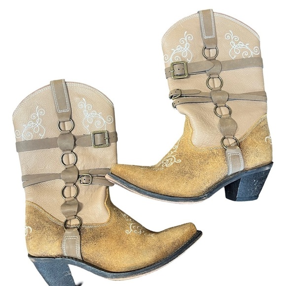 Rockin Country Vintage Cowgirl Boots - Picture 2 of 7